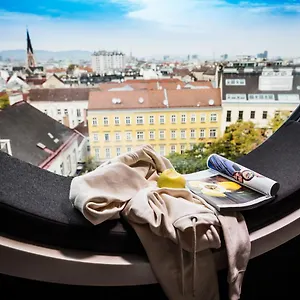 mooons.vienna-besthotels.com/